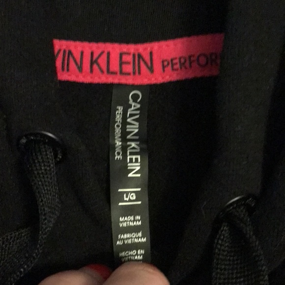 Calvin Klein cropped hoodie sweatshirt with colorful brand graphics on front 💜 - Picture 5 of 7